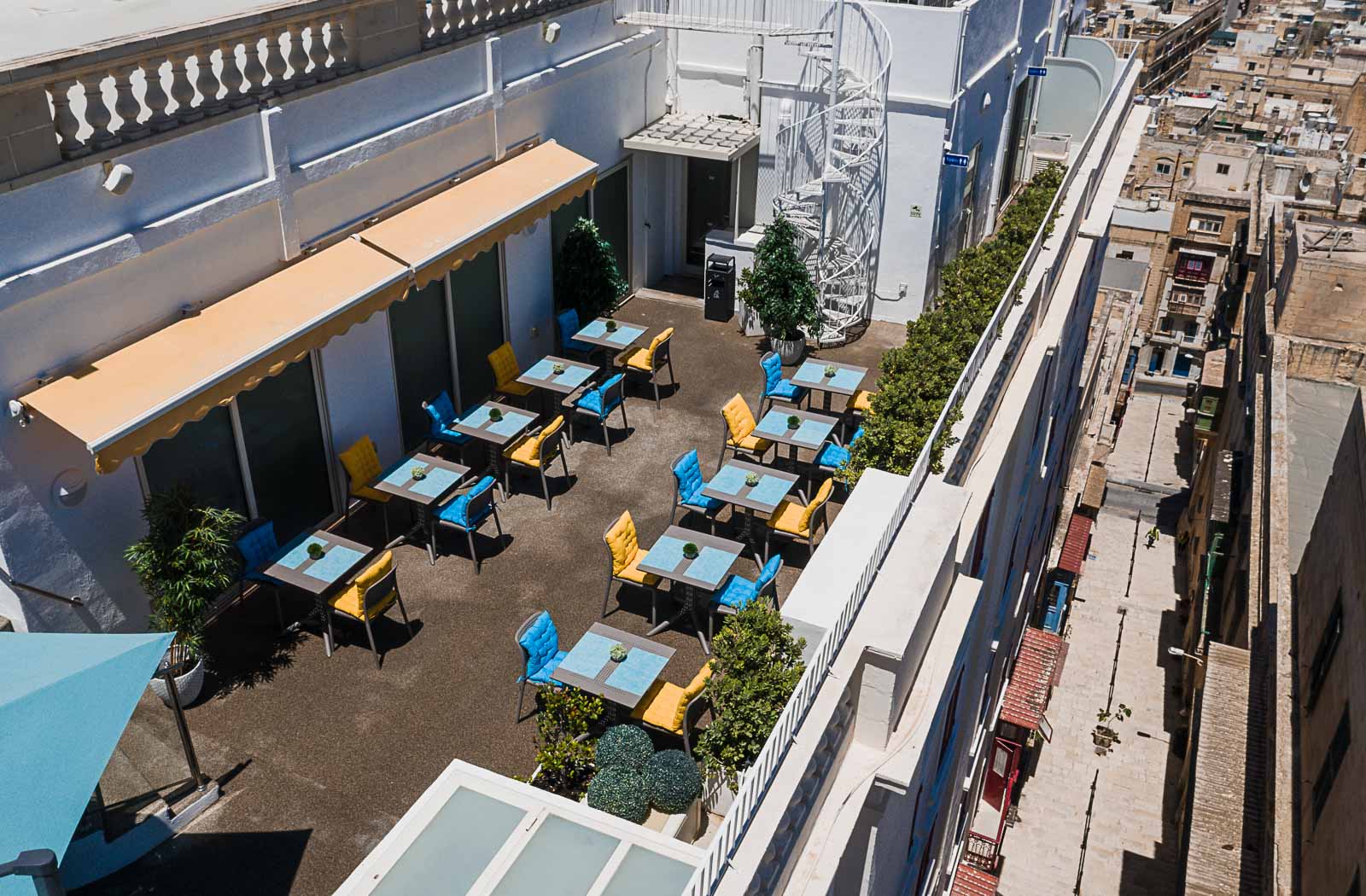 rooftop terrace, pool and restaurant